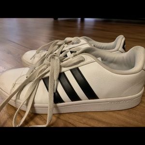 Adidas white and black cloud foam shoes size 8.5